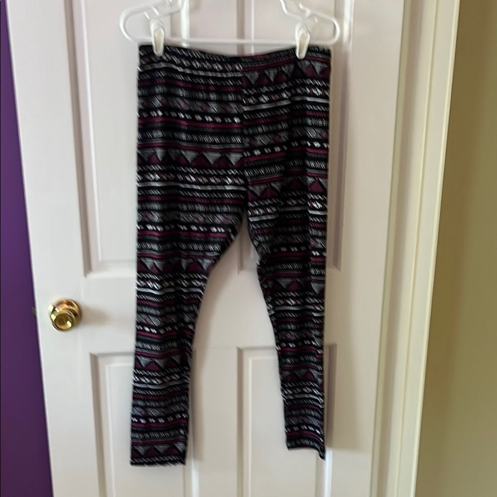 Patterned Leggings pink white and black